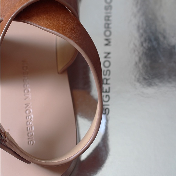 New Sigerson Morrison sandals in a box - Picture 3 of 5